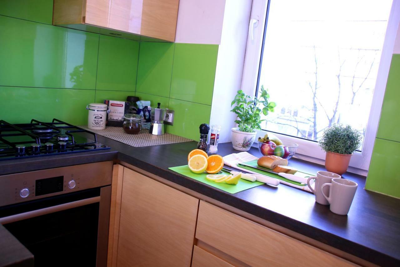 Stylish And Spacious By Cooee Apartments Варшава Экстерьер фото